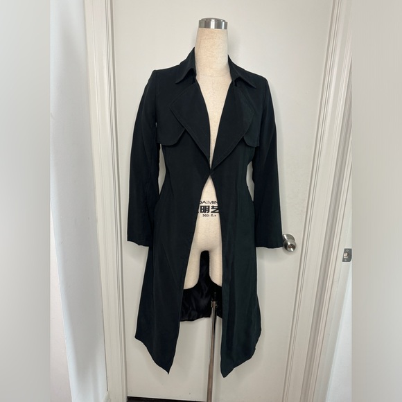 Black maxi trench coat with belt - Picture 2 of 7